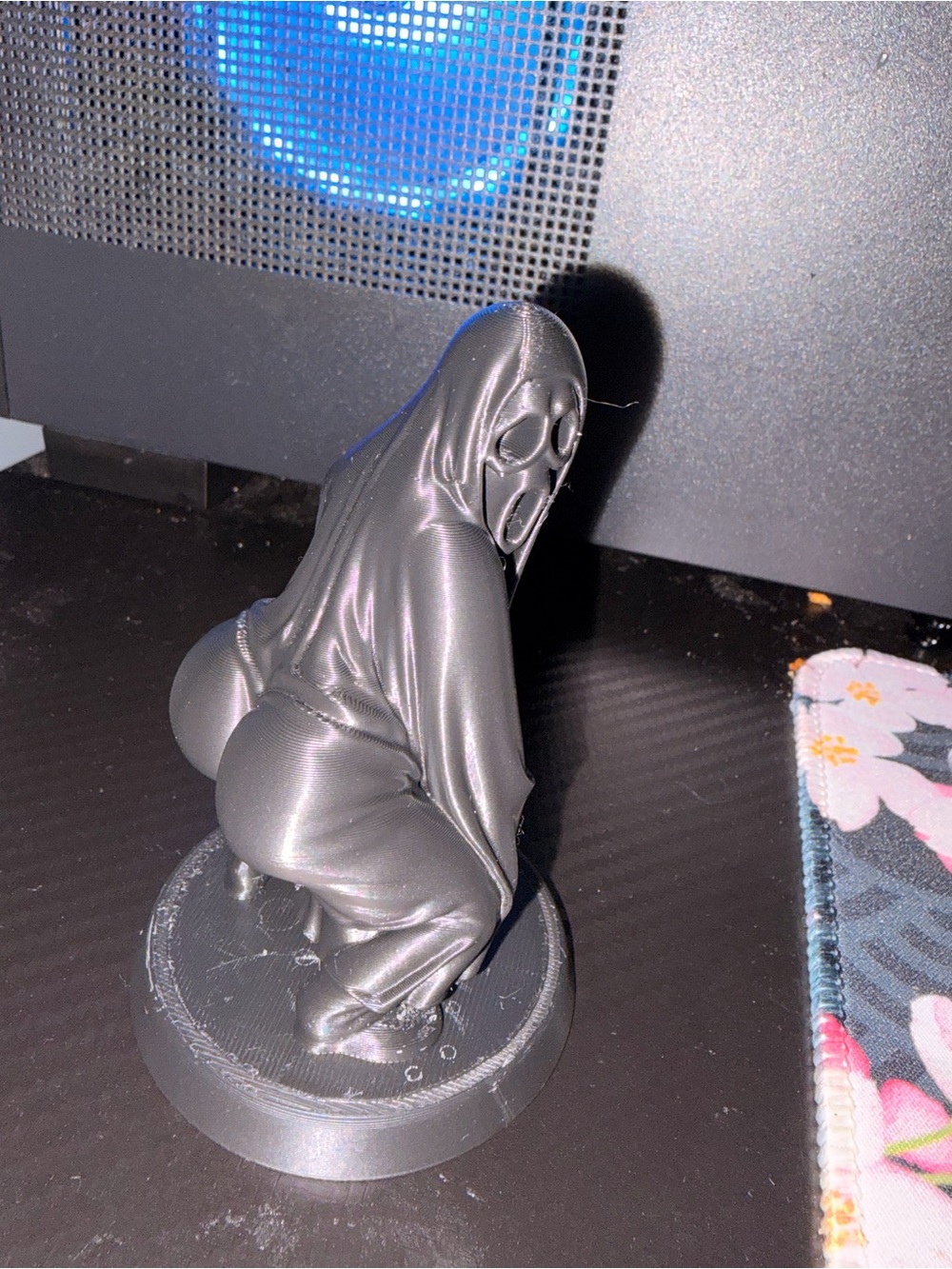 Ghost Scream Hooded Figurine in Metallic Black